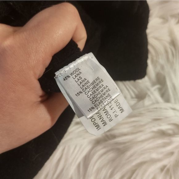 Mania Donna S. R. L. | Cashmere & Wool Blend Italian Dress - Picture 3 of 3